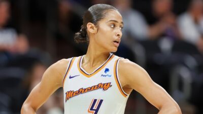 Skylar Diggins-Smith in uniform