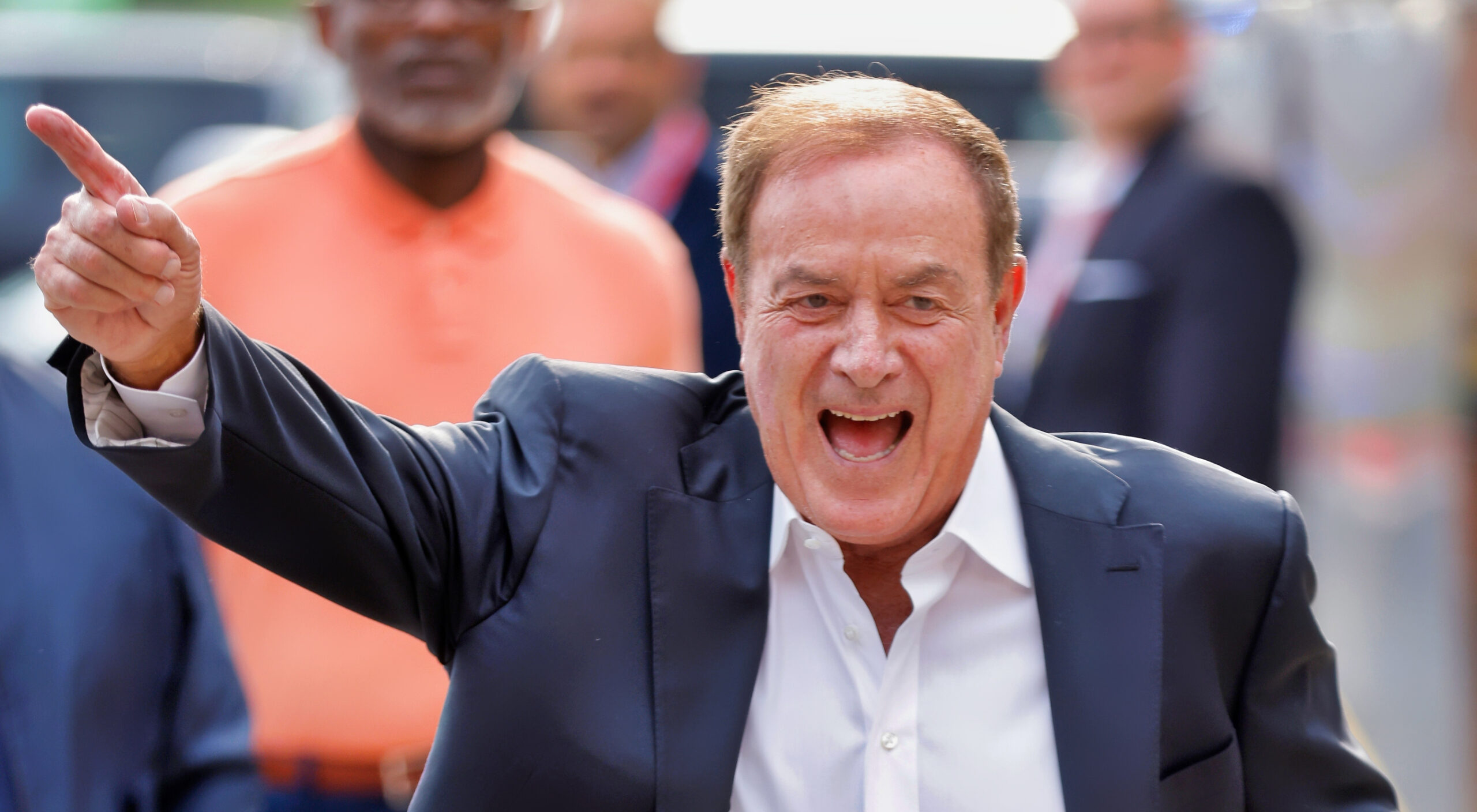 Al Michaels reacts to Wild Card criticism: 'Internet compost!'