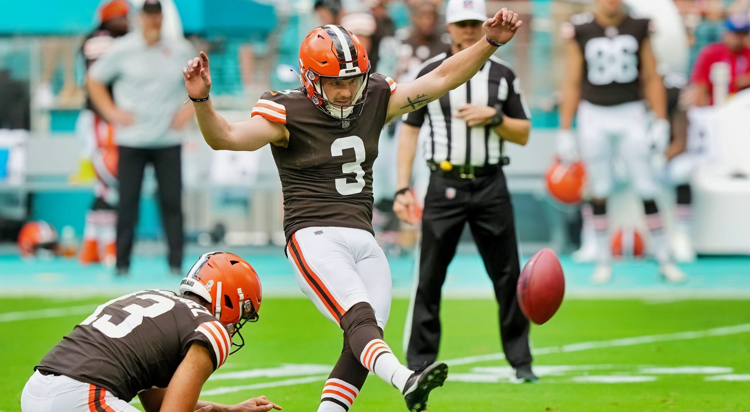 Browns Kicker was on Instagram Before He Shanked Game Winner Against Eagles  - Crossing Broad