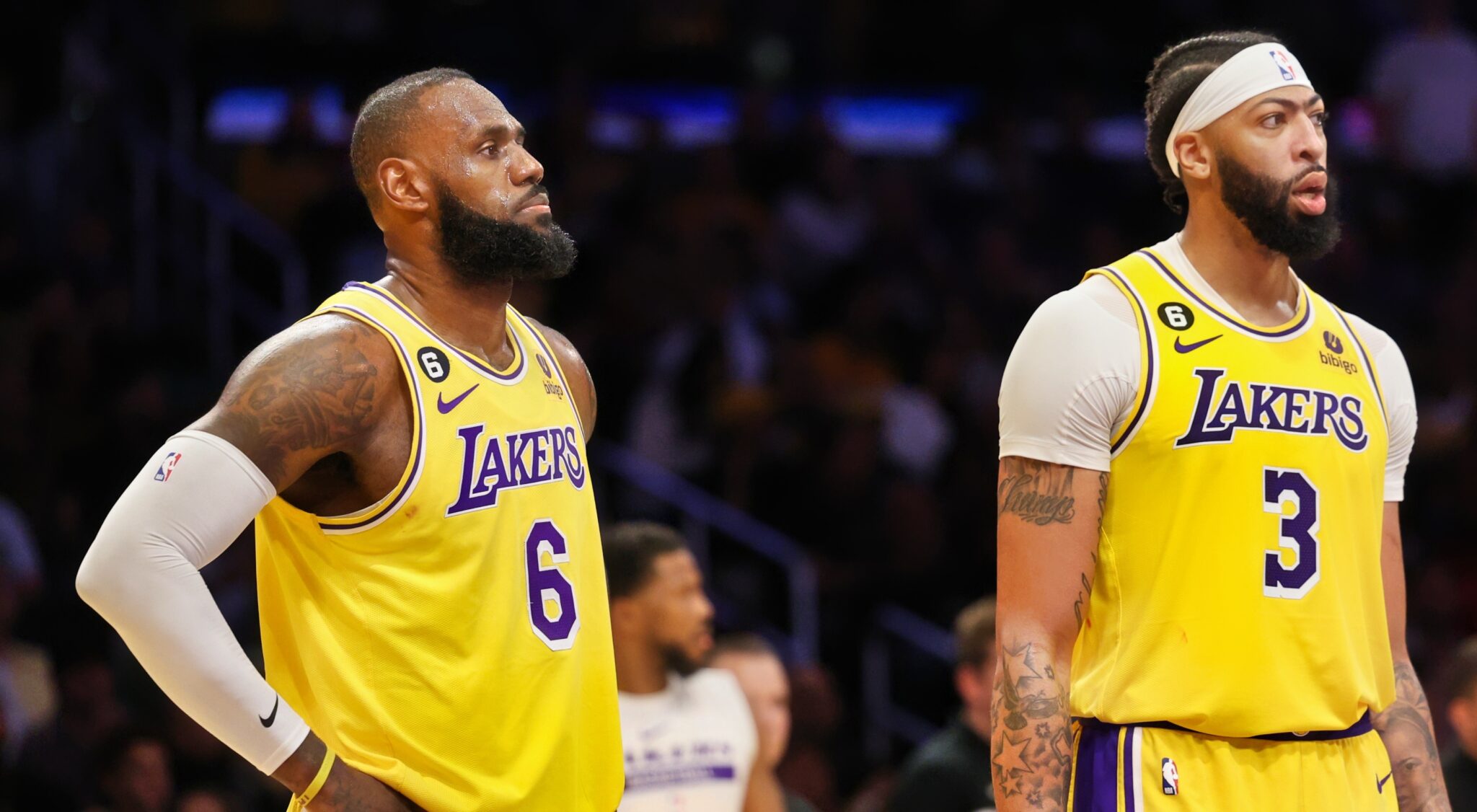 RUMOR Lakers Add New Guard In Blockbuster Trade Proposal