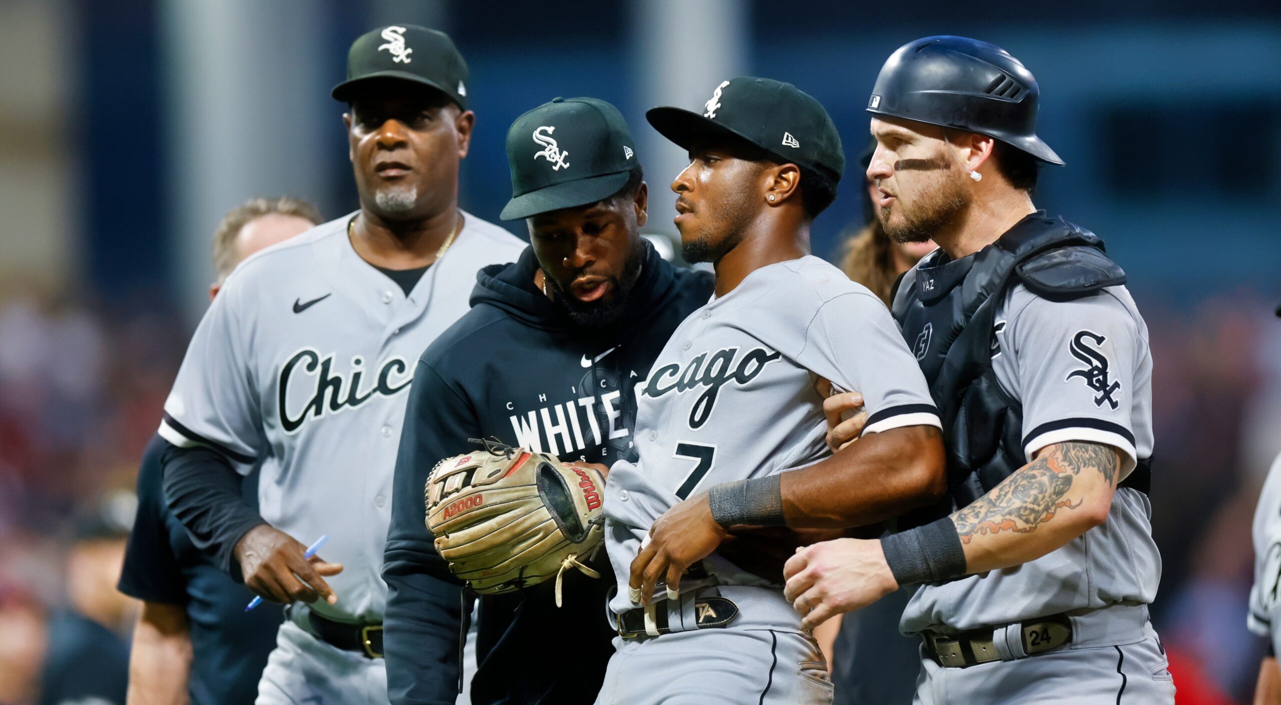 José Ramírez gets 3-game suspension knocked down to 2 for punching Tim  Anderson