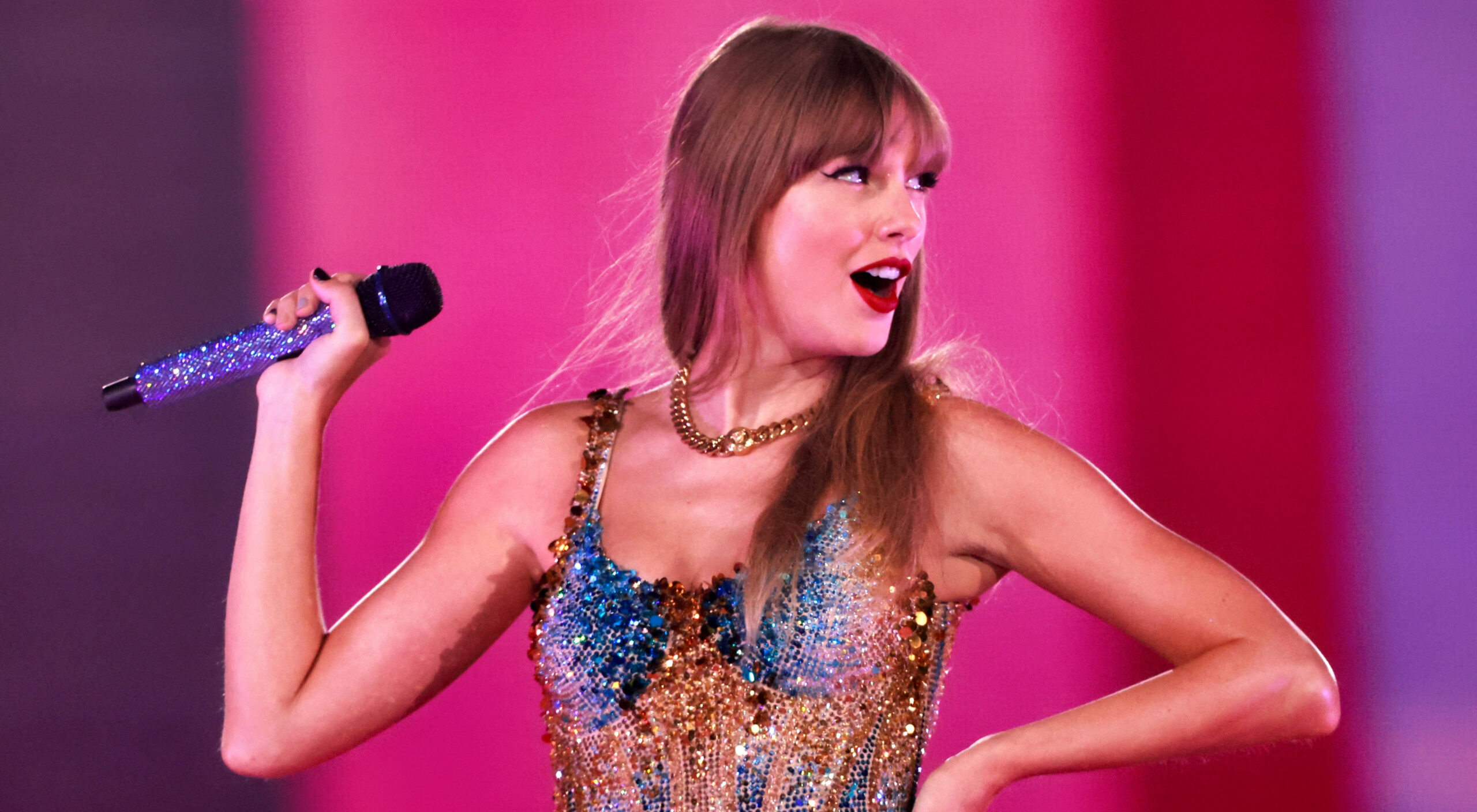 Super Bowl Halftime Show: Taylor Swift Reportedly Will Headline