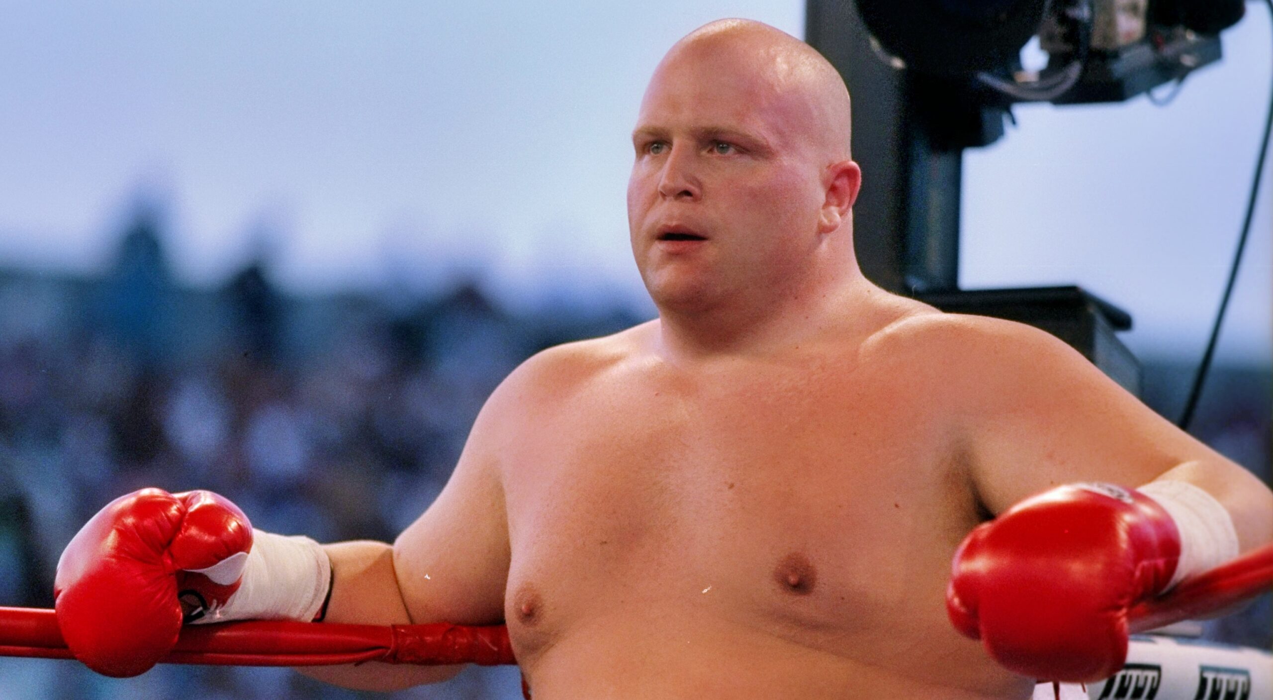 Boxer 'Butterbean' Looks Completely Unrecognizable