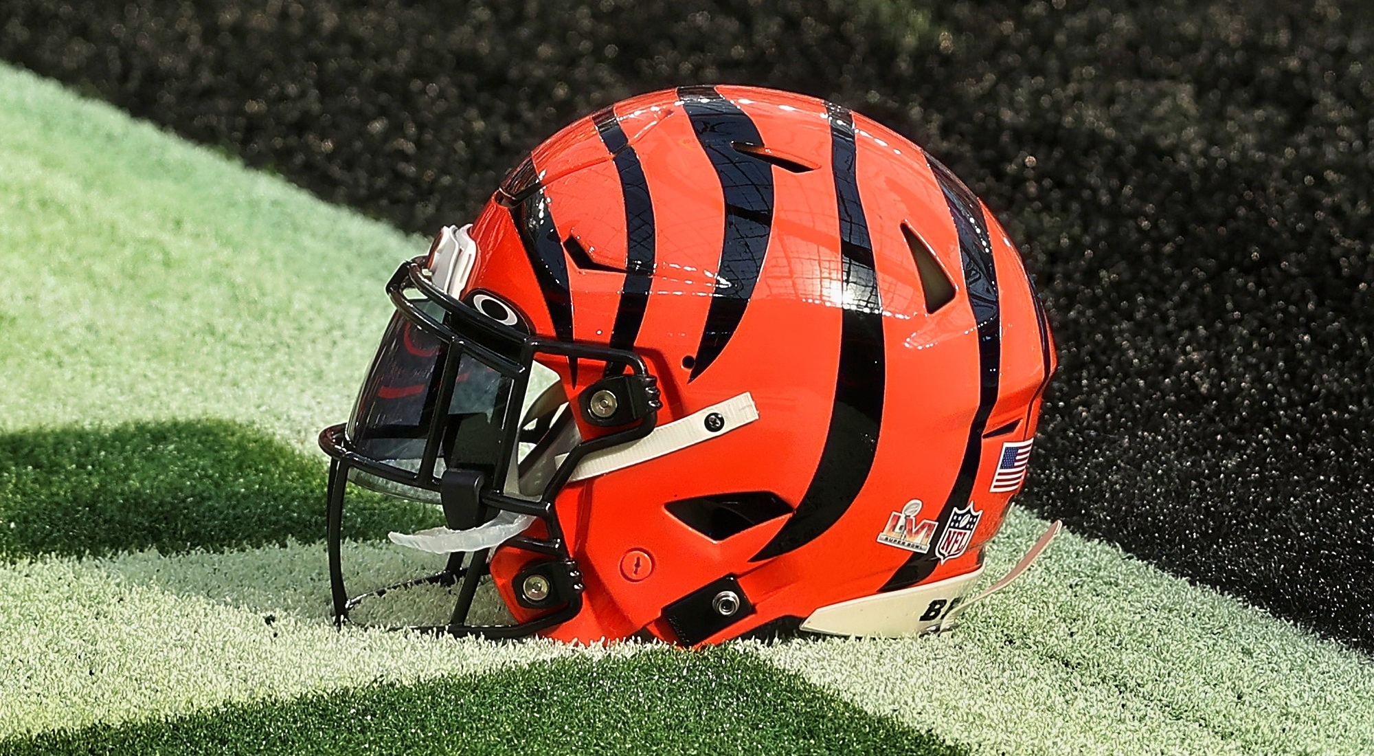 Bengals sign St. Louis' XFL QB AJ McCarron amid Joe Burrow injury