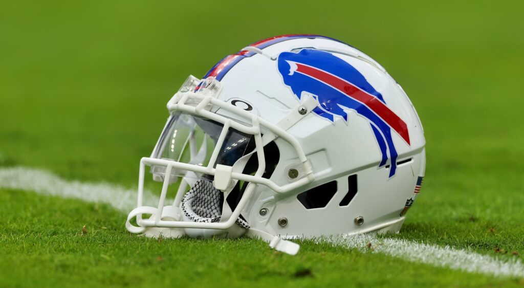 Bills bring back Klein to practice squad as Kirksey retires