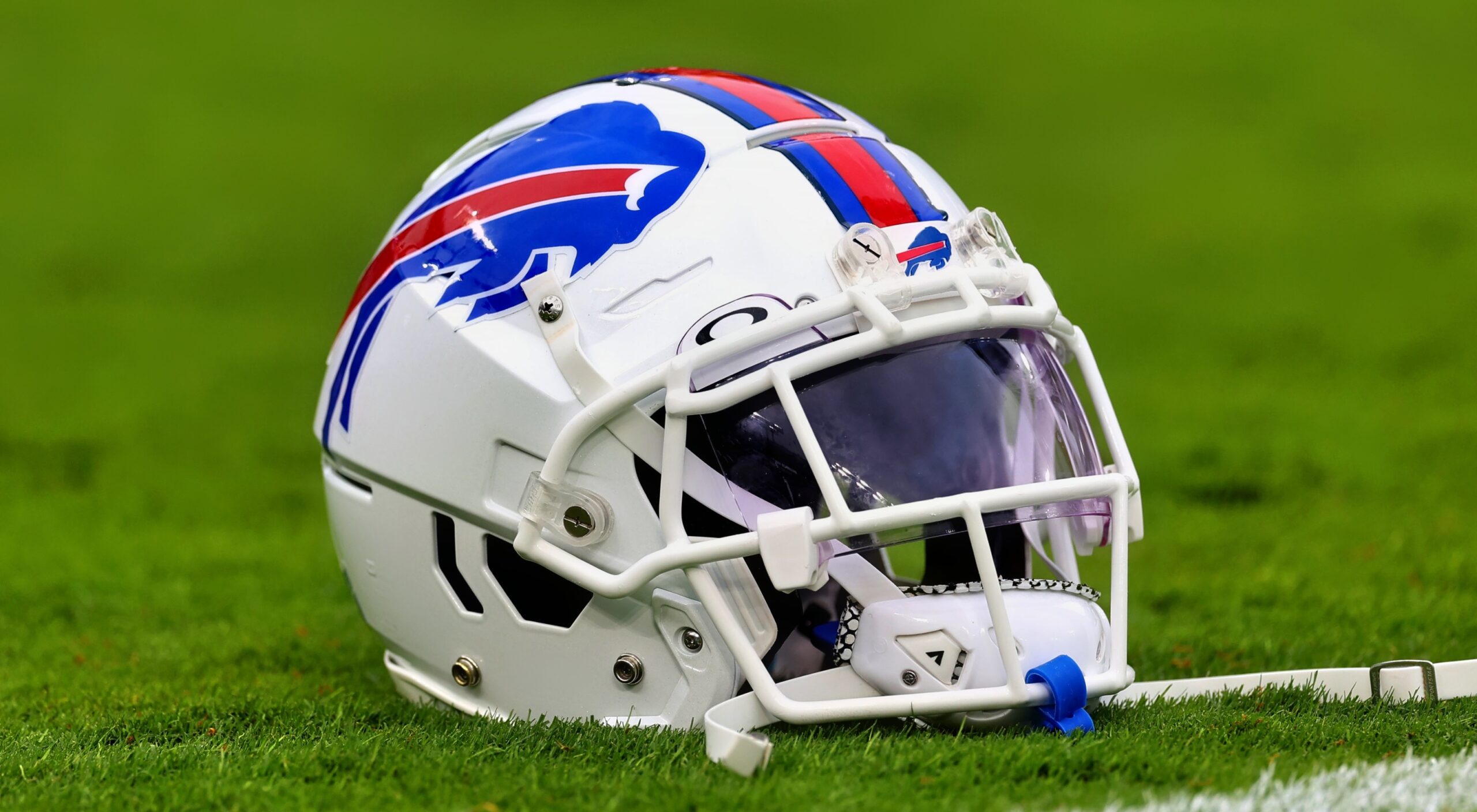 Bills seek to slow Dolphins' offense, Sports