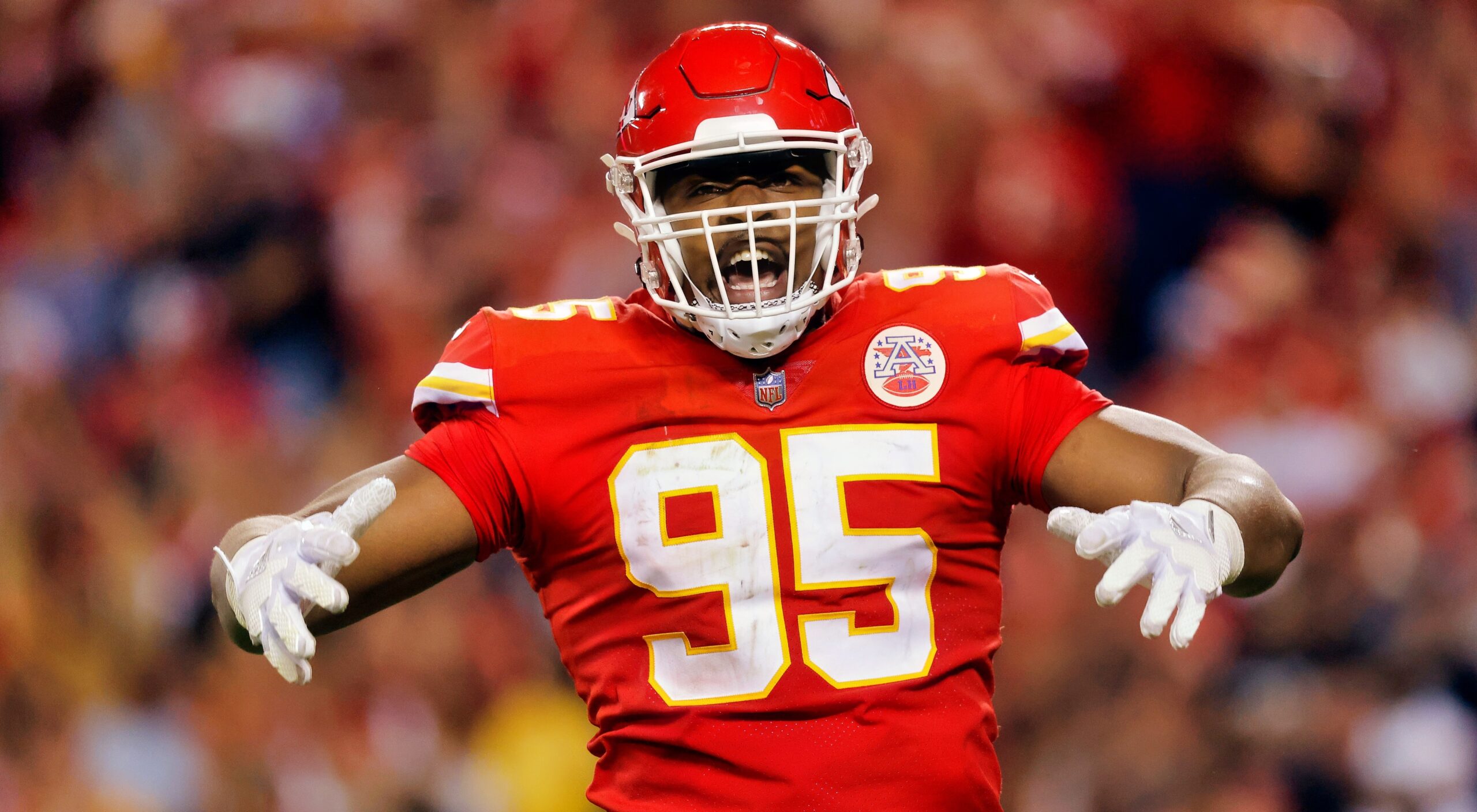 Kansas City Chiefs' Chris Jones talks holdout: 'Can be out there tomorrow'