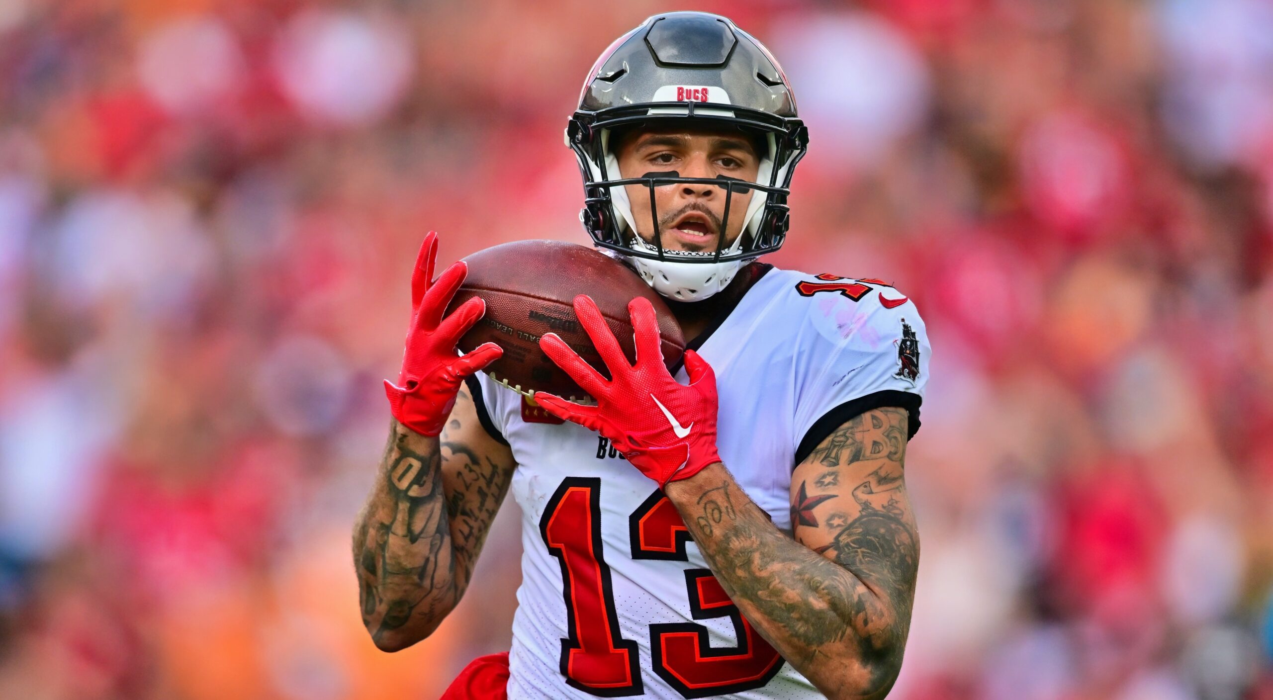 Surprise Afc Team Mentioned As Suitor For Bucs Wr Mike Evans