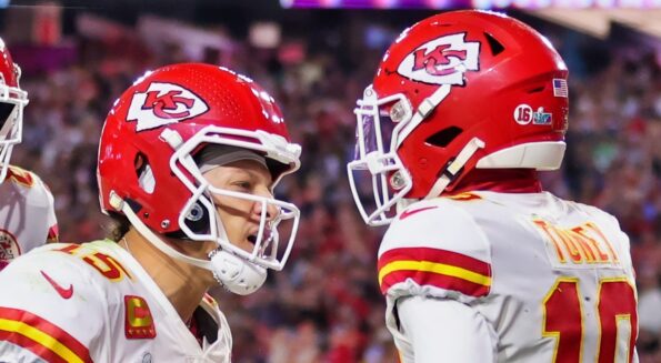 Patrick Mahomes Discusses Kadarius Toney's Drops Vs. Lions