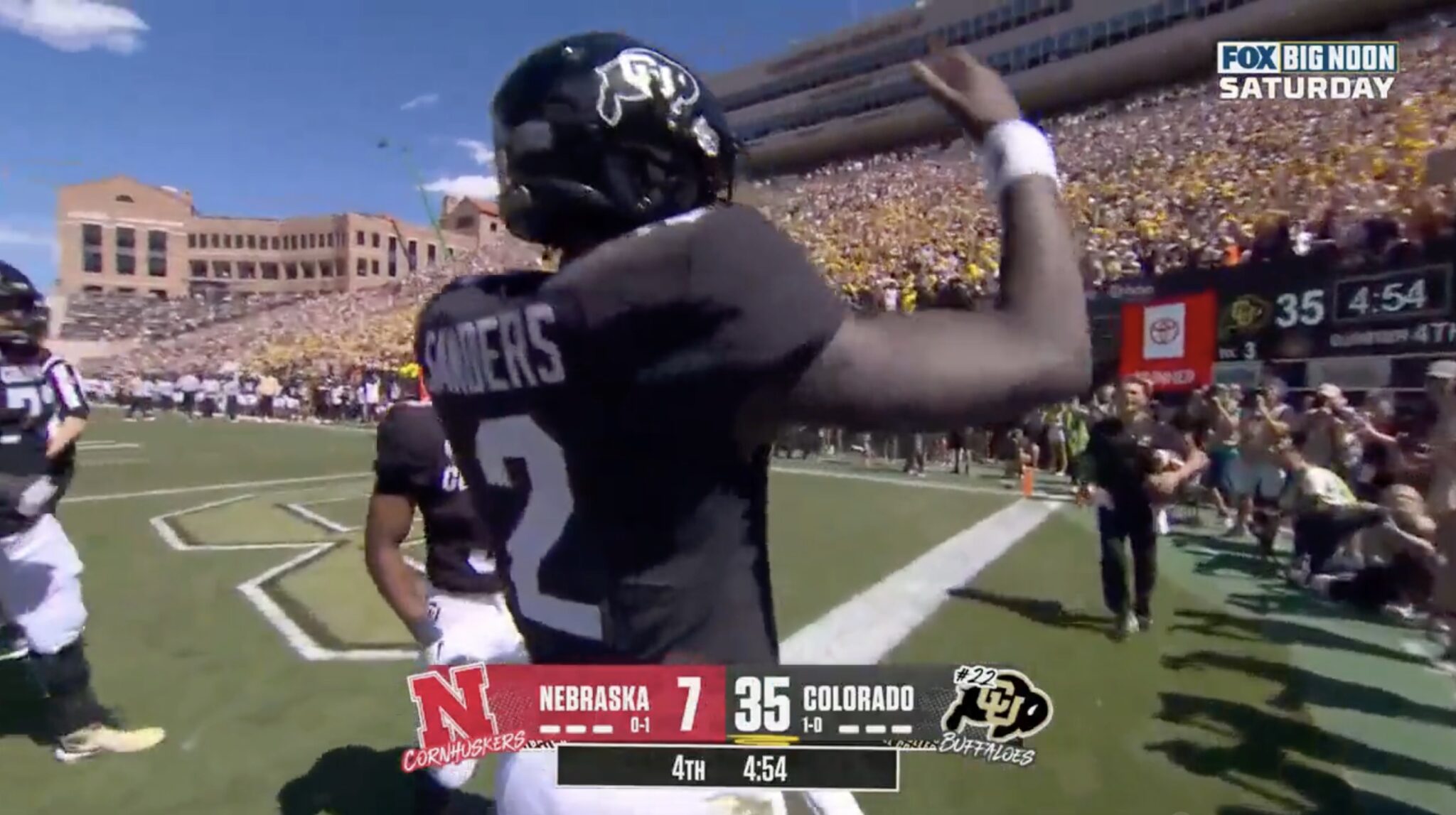 Shedeur Sanders Pays Tribute To Dad After Scoring TD (VIDEO)