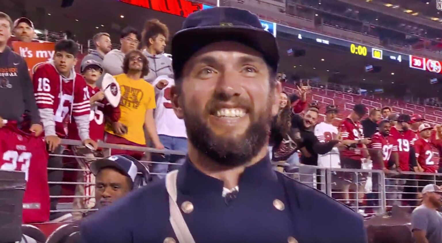 andrew-luck-showed-up-to-tnf-dressed-as-capt-andrew-luck