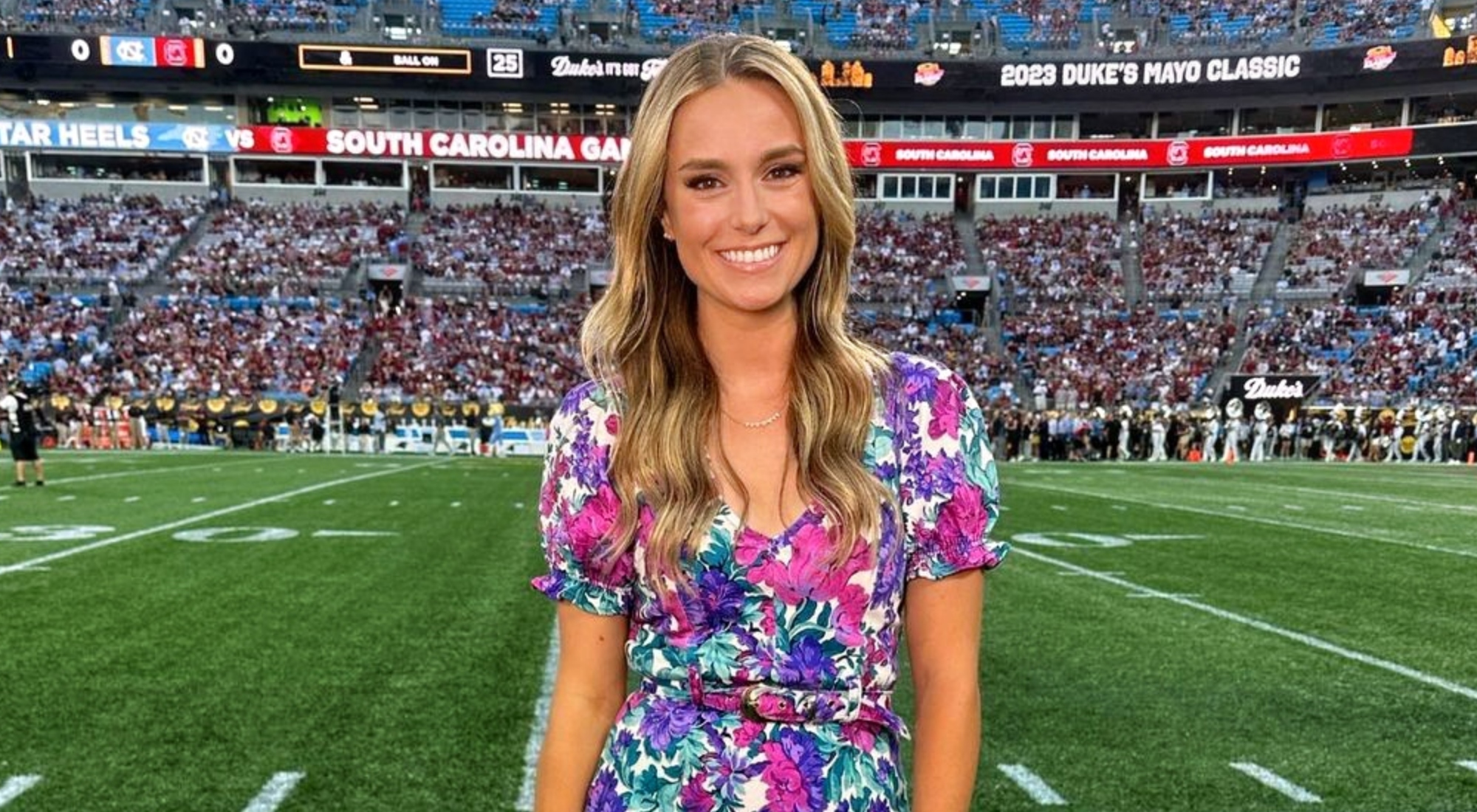 ESPN Sideline Reporter Had Fans Talking About Her Outfit