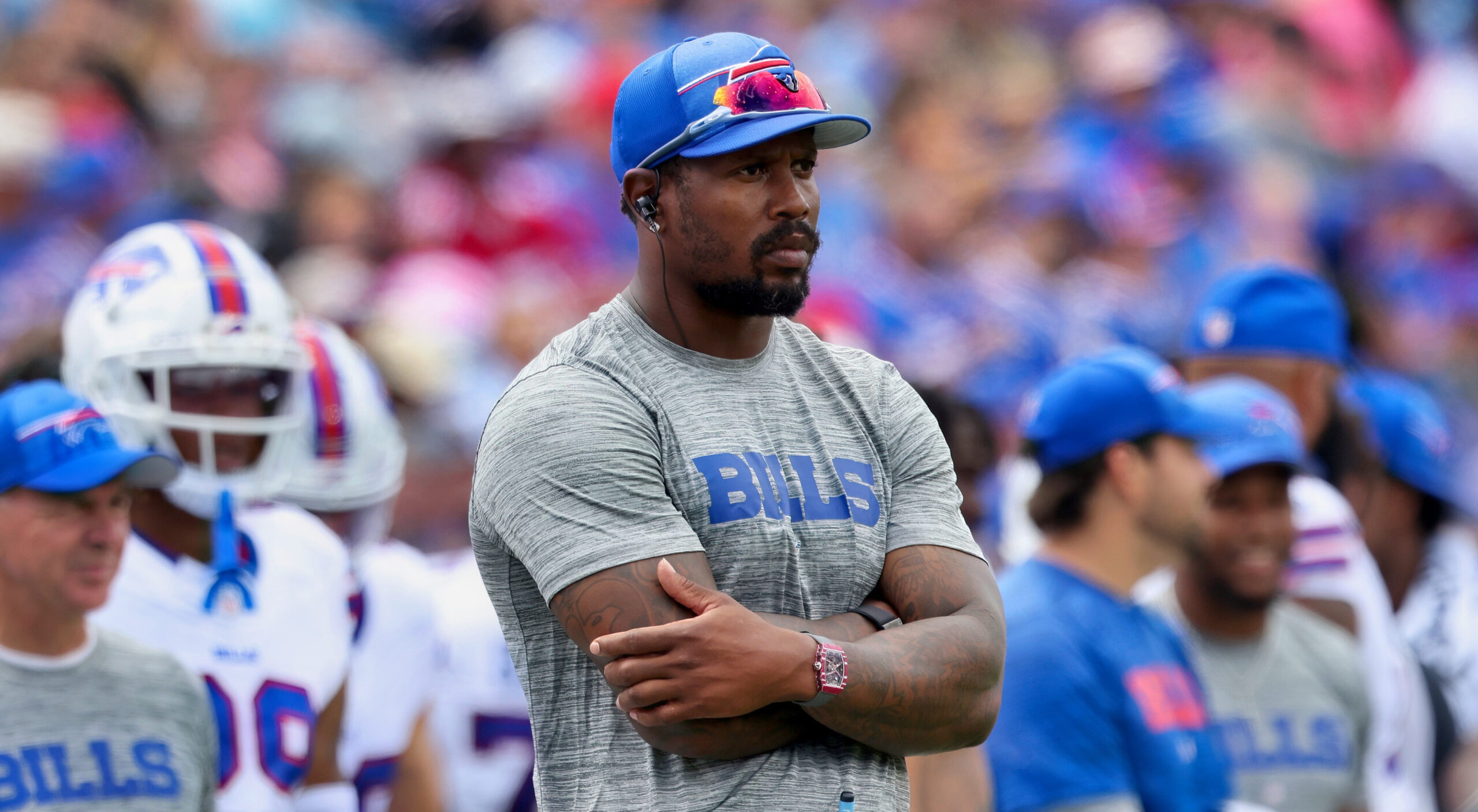 Von Miller's latest shirt for warmups? Bills GM Brandon Beane