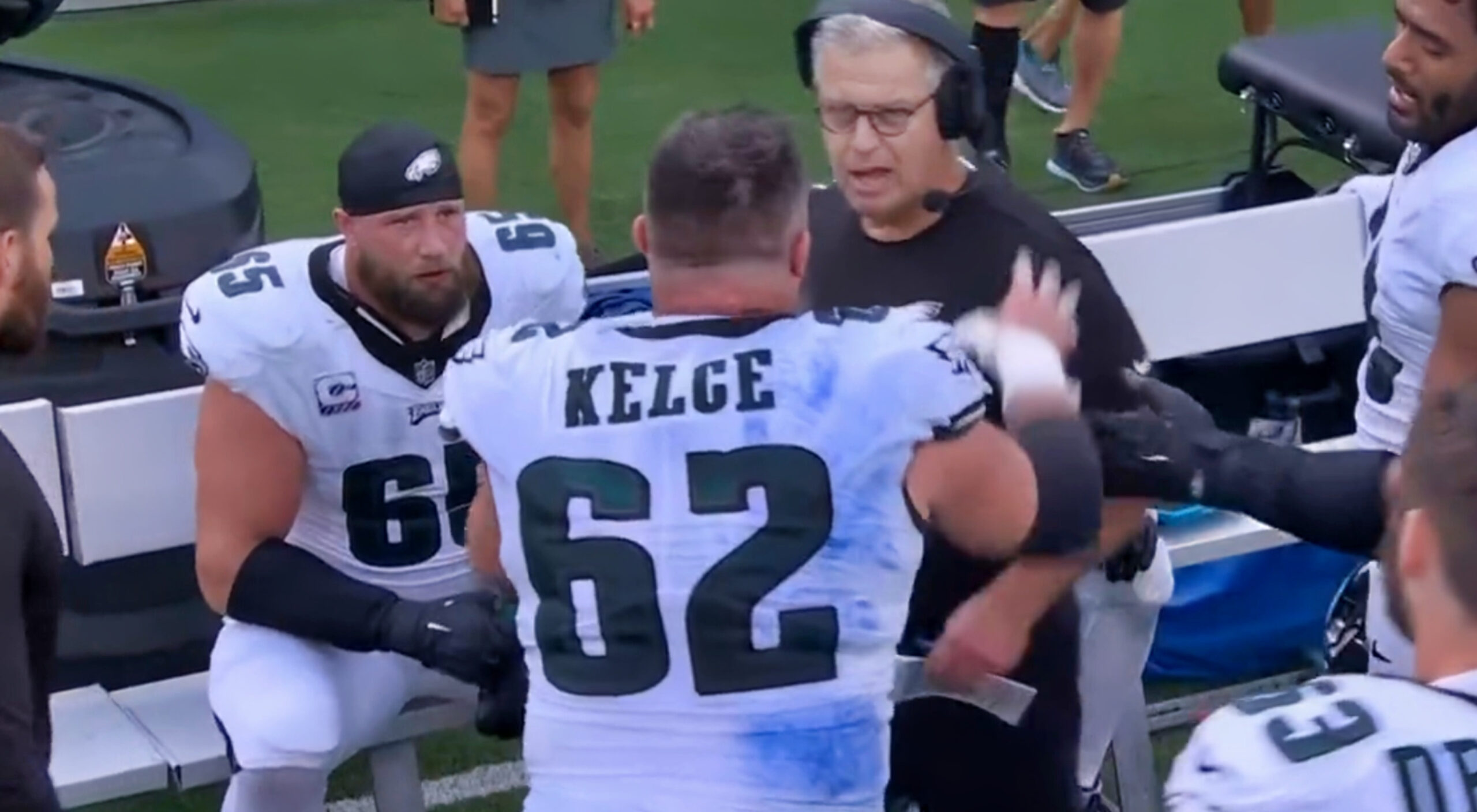 Jason Kelce Got Handsy With His Coaches During EaglesRams