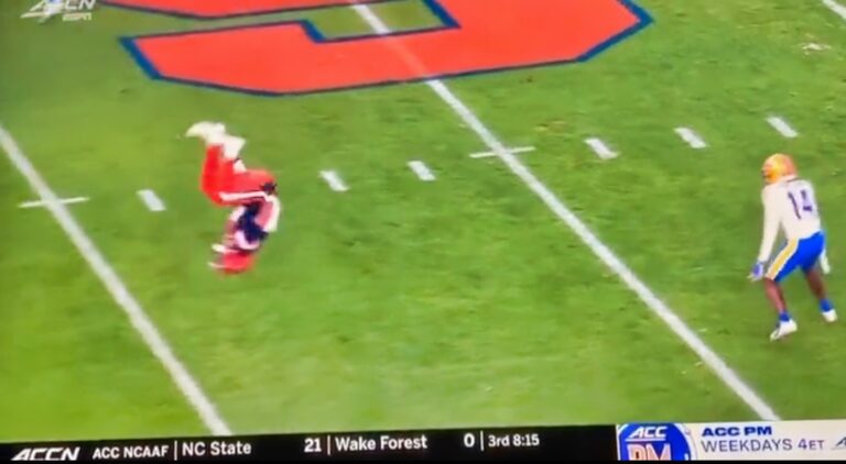 Syracuse QB Garrett Shrader Did A Backflip During Play (VIDEO)