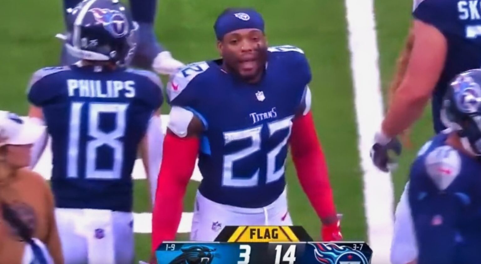 Derrick Henry Had To Be Held Back After Dirty Hit On Tyjae Spears