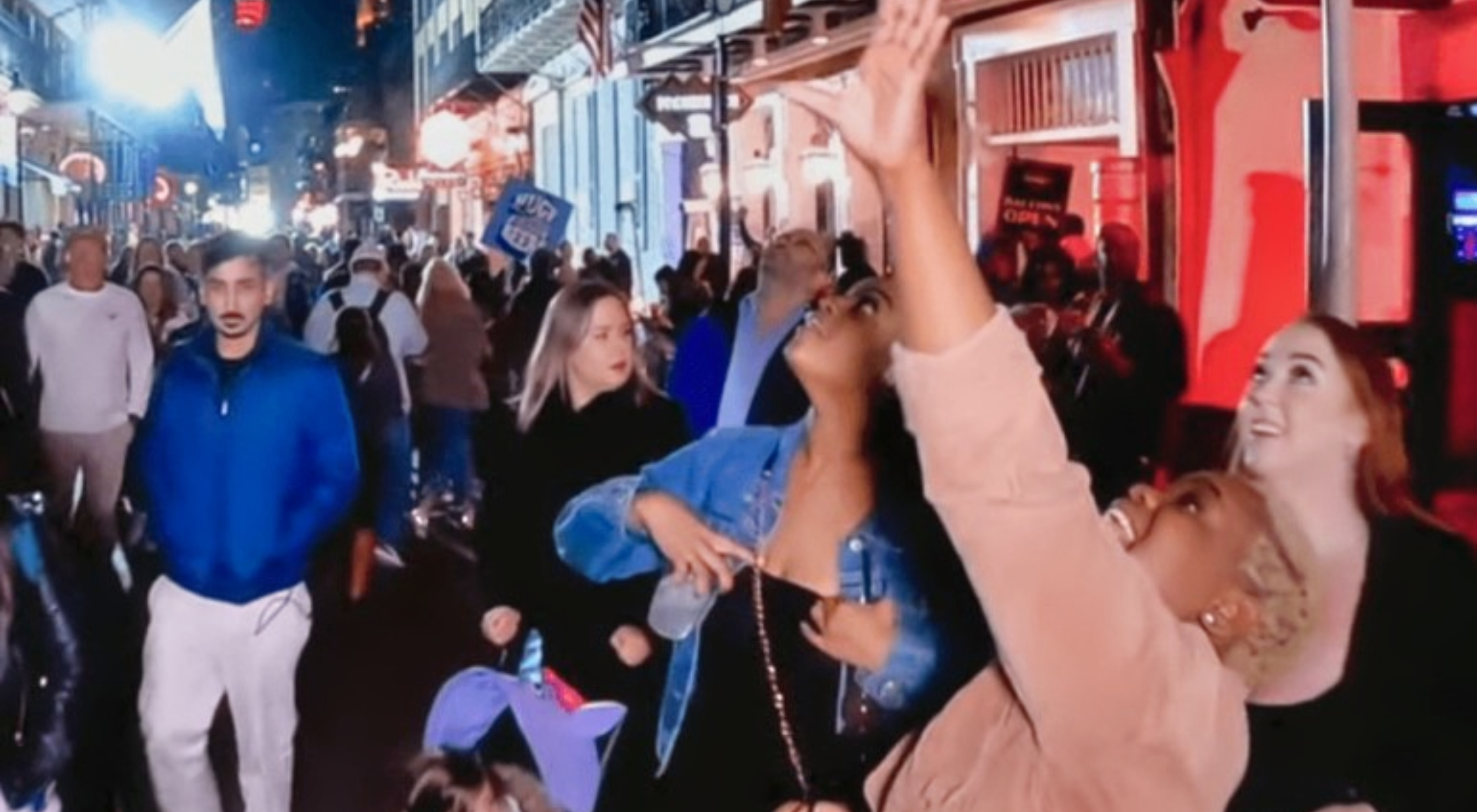 ESPN Releases Statement After Airing Woman Flashing Crowd For Beads On Bourbon Street During Live Su 