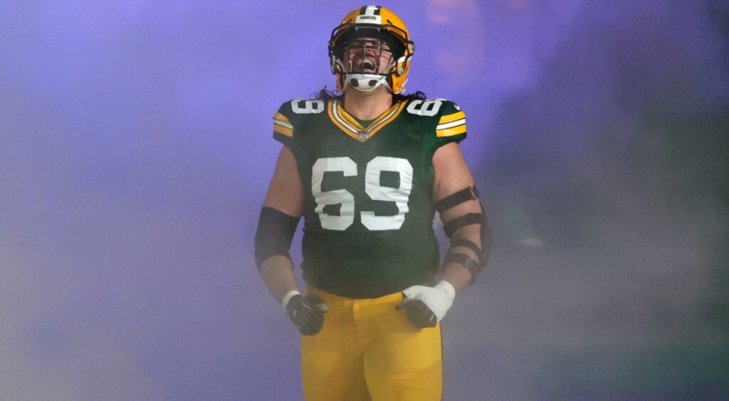 David Bakhtiari in uniform