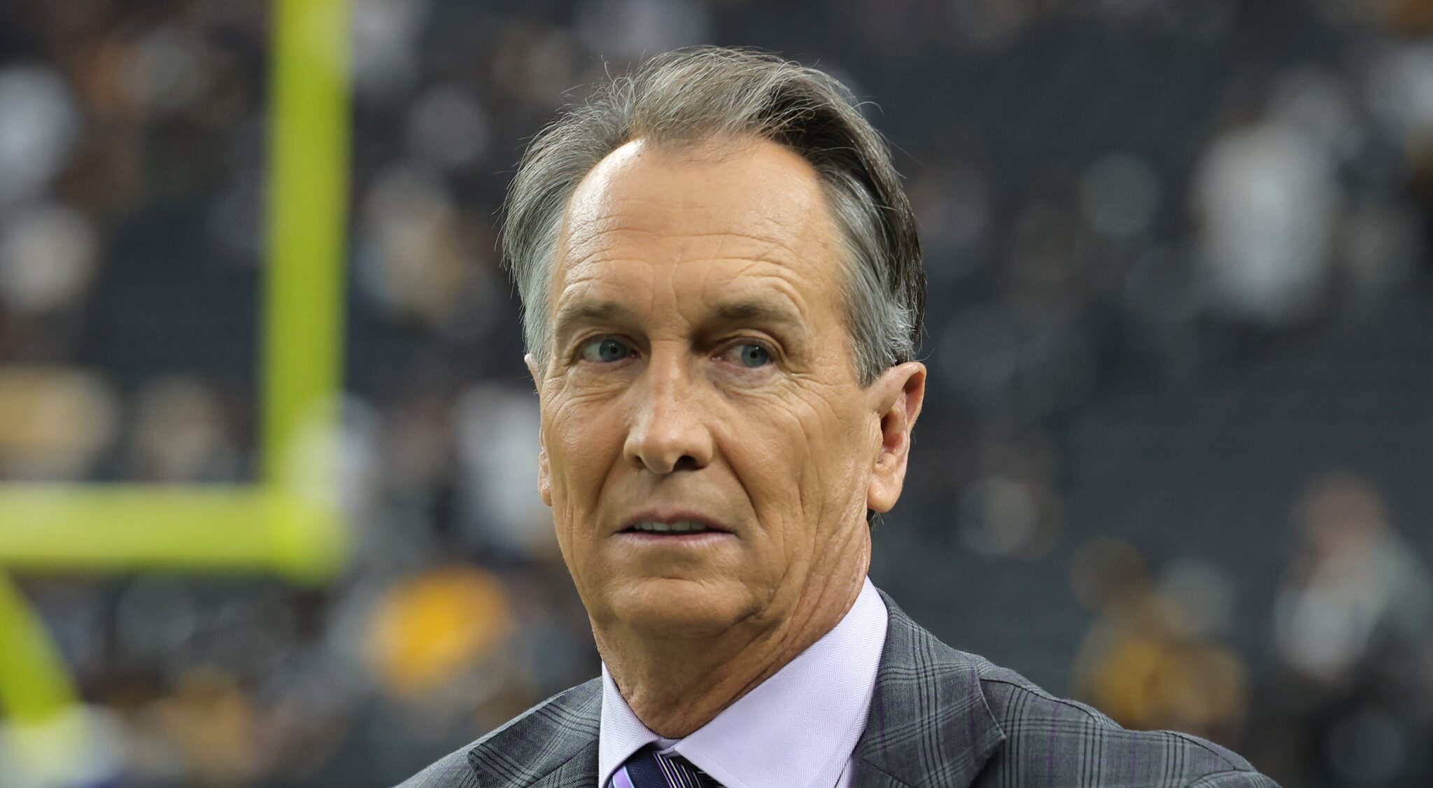 NFL Fans React To Cris Collinsworth's Tux For SNF (PIC)