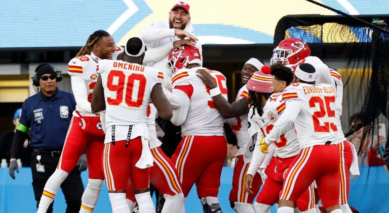 Chiefs players celebrating