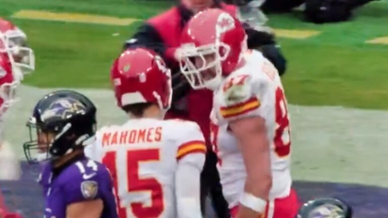 Cameras Caught Chiefs QB Patrick Mahomes Savagely Taunting Ravens ...