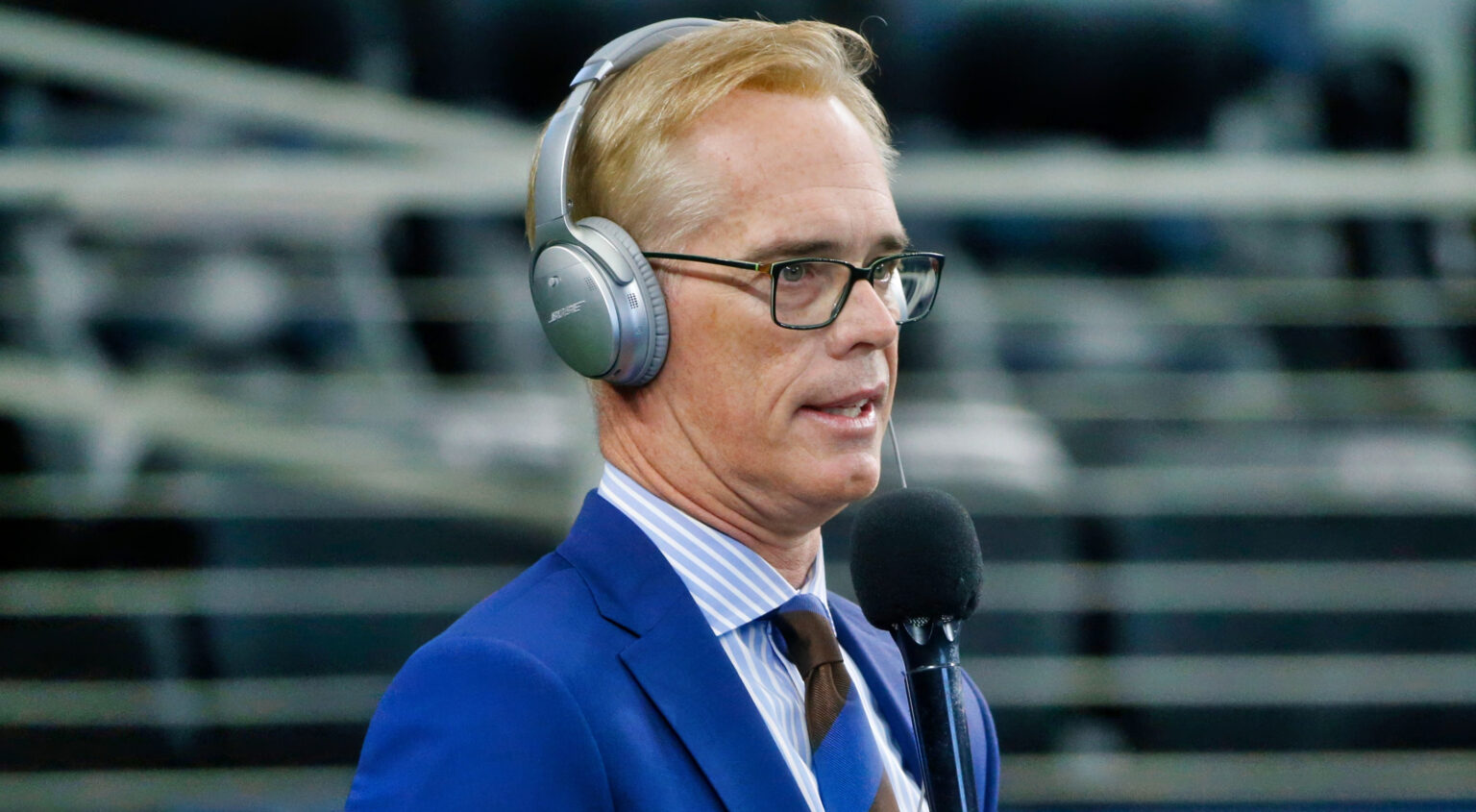 joe buck predicts super bowl 2025 mess in las vegas