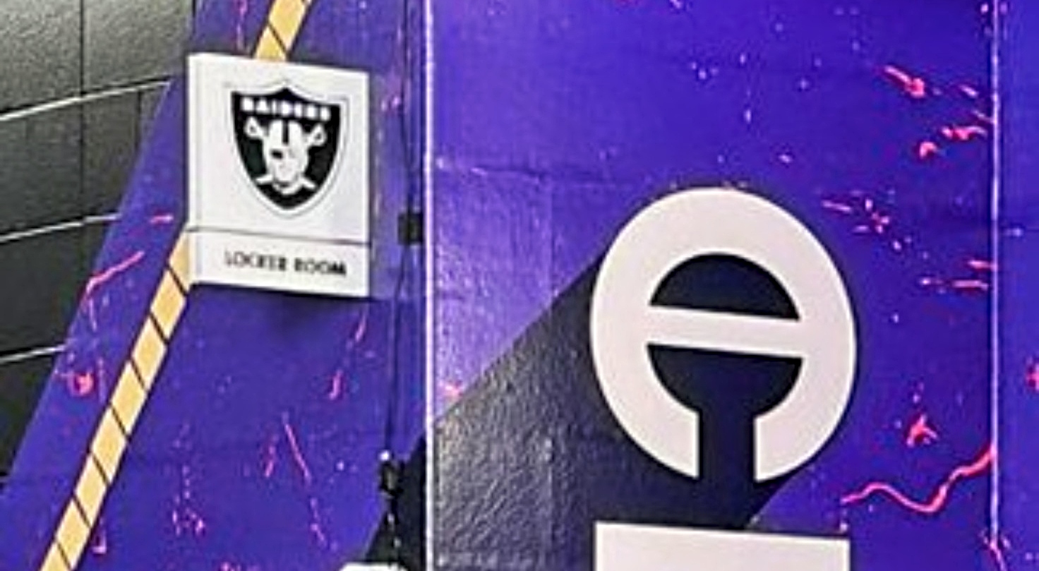 Raiders Fans Are Pissed After The NFL Disrespected Their Home Locker ...