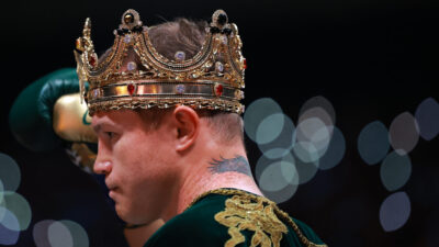 Canelo Alvarez With Crowd