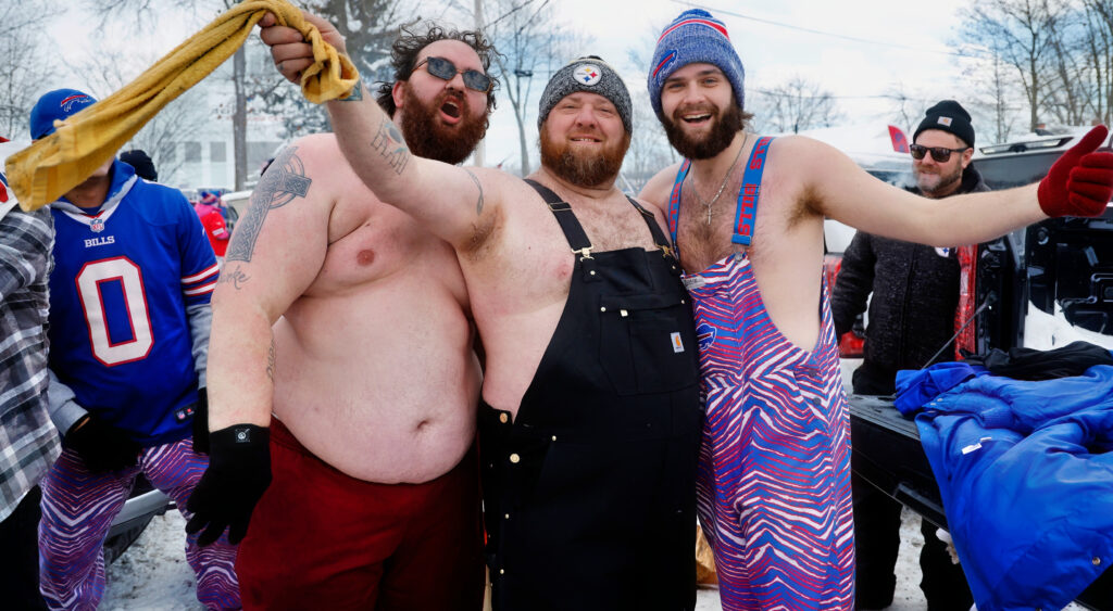 Bills fans at tailgate party