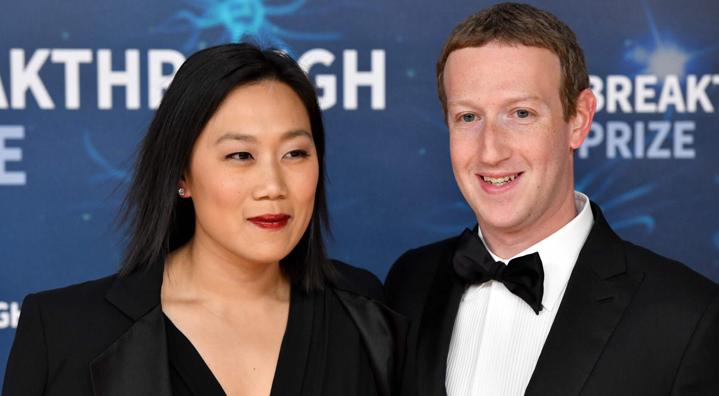 Mark Zuckerberg’s Wife Gets Handed Honest Reality of UFC Fights by Ex ...