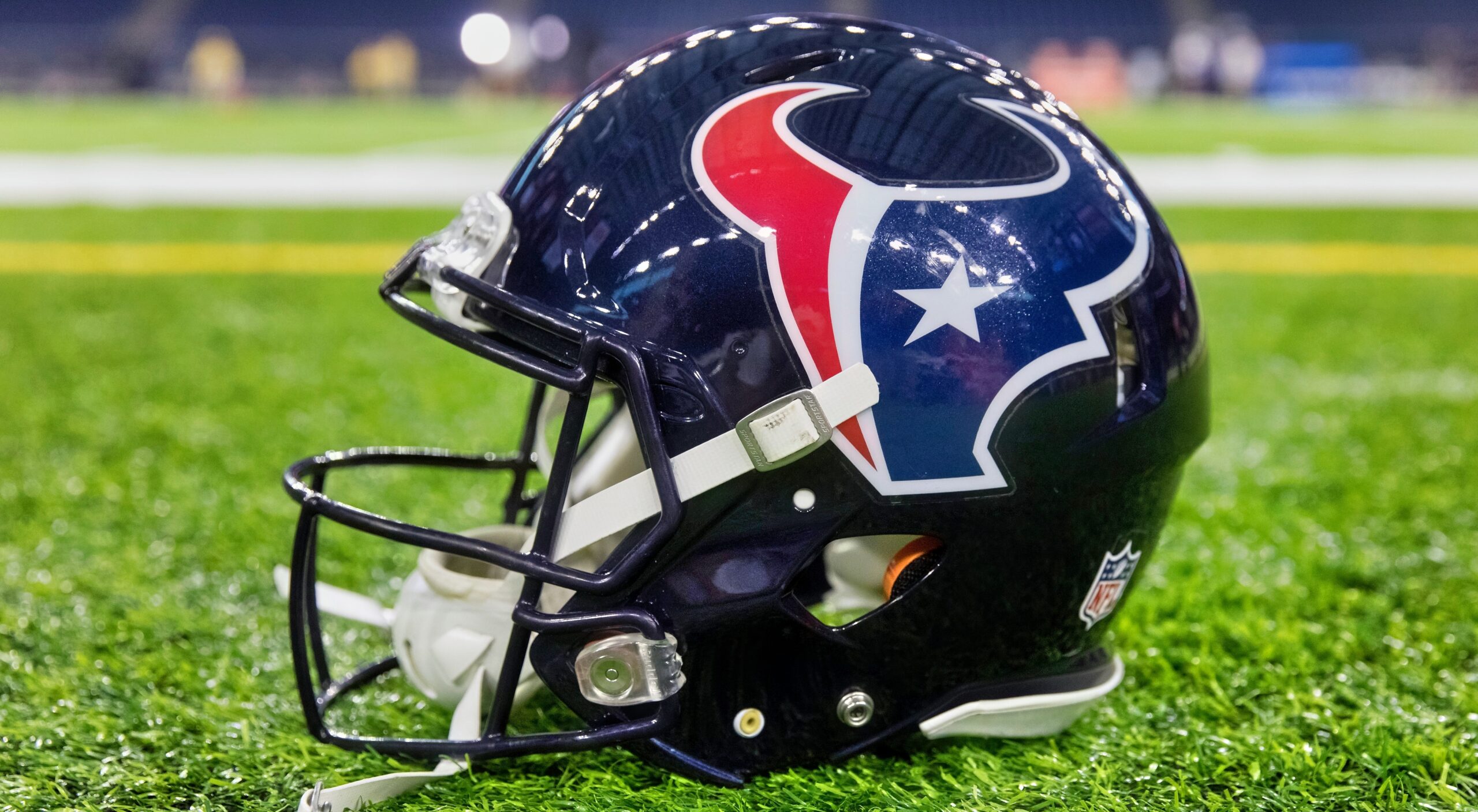 NFL Fans Are Disgusted After Photo Leaks Of The Houston Texans' Hideous ...