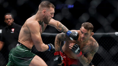 Conor McGregor backs Dustin Poirier to win