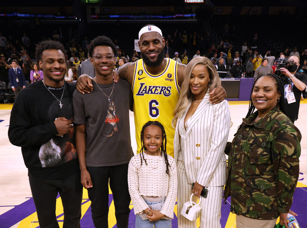 LeBron James with his full family