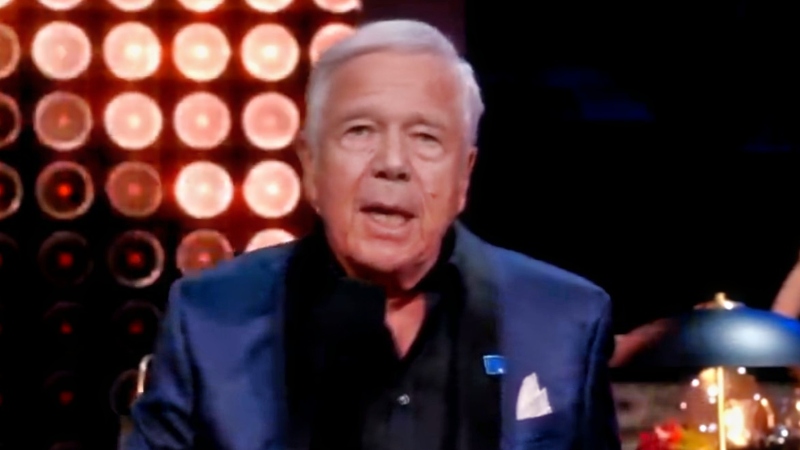 Robert Kraft speaking at "The Roast of Tom Brady".