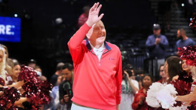 Dick Vitale waving