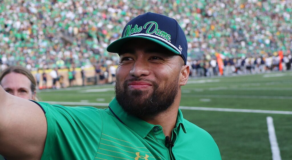 Manti Te'o looking on at Notre Dame game.