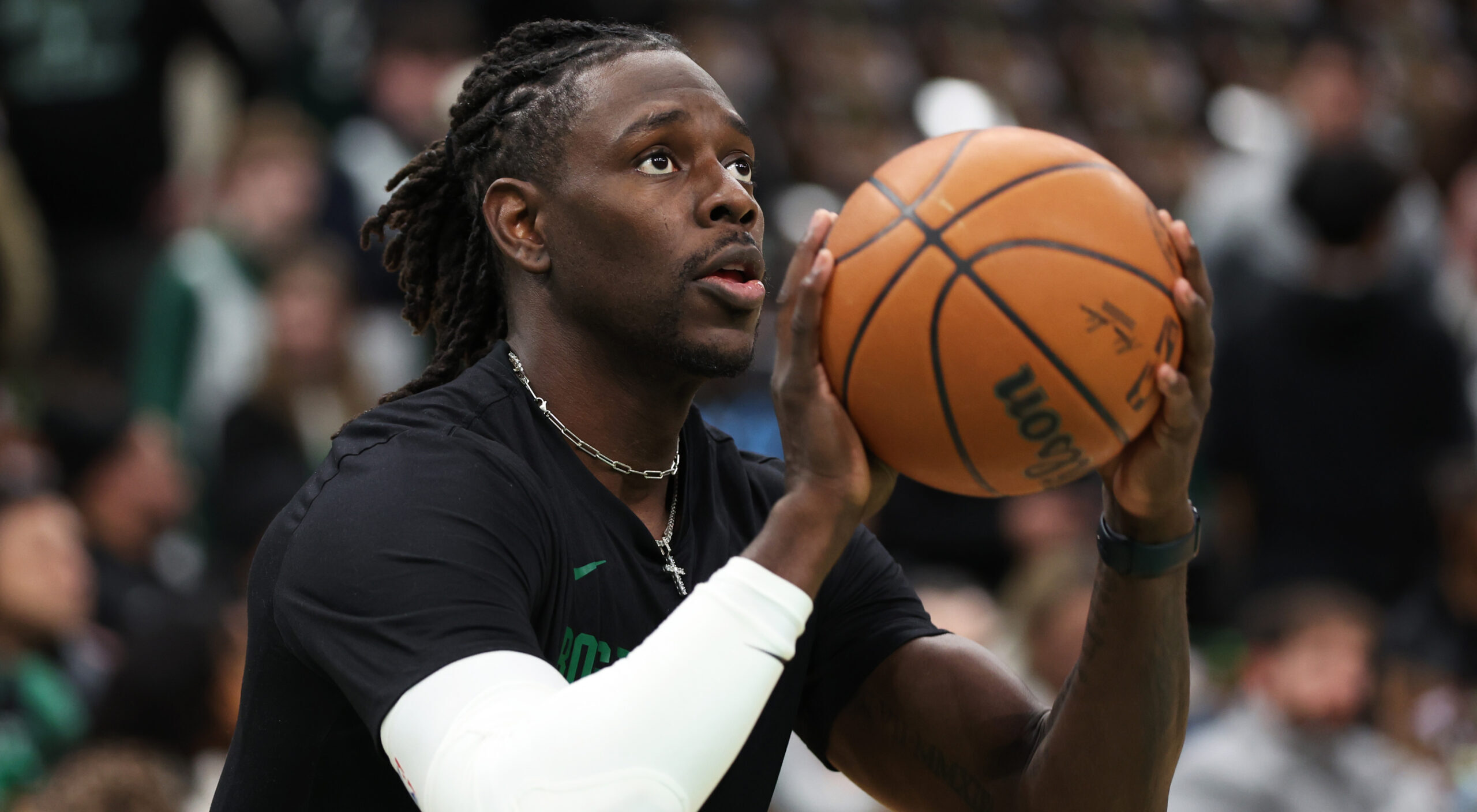 WATCH: Jrue Holiday’s Touching Gesture Inspires Celtics to Dominate 