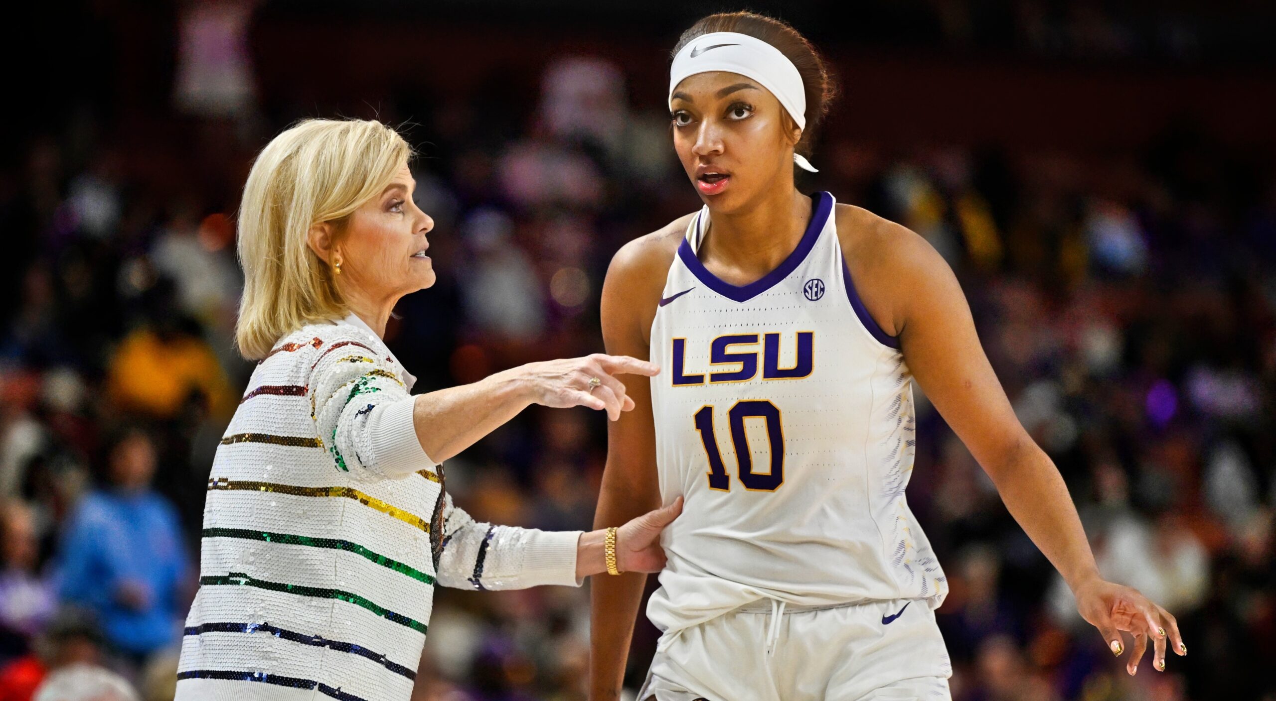 LSU Tigers Coach Called Out Angel Reese For Lying, Sparking NCAA ...