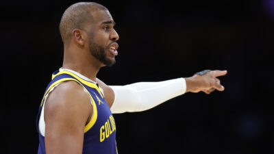 Chris Paul digs out past issues