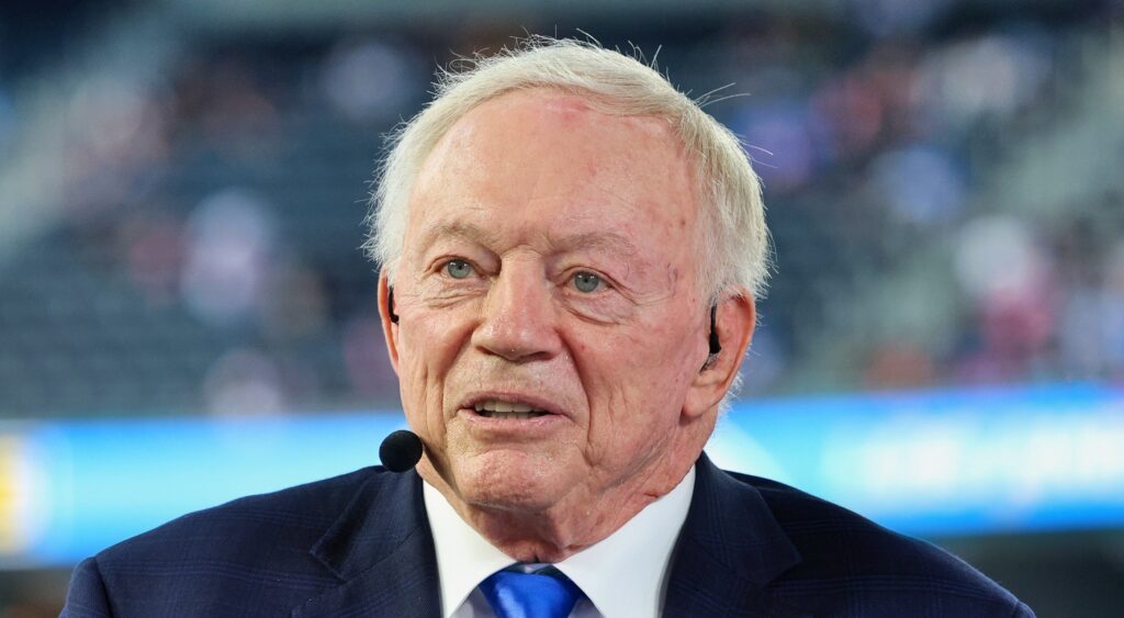 Jerry Jones of Dallas Cowboys looking on.