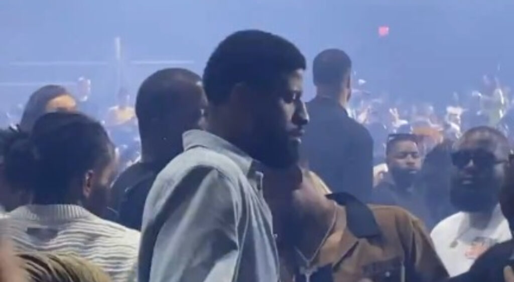 Kawhi Leonard was seen with Paul George at a nightclub