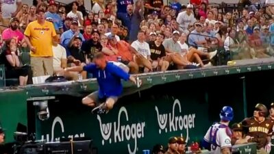 Texas Rangers fan falling in net