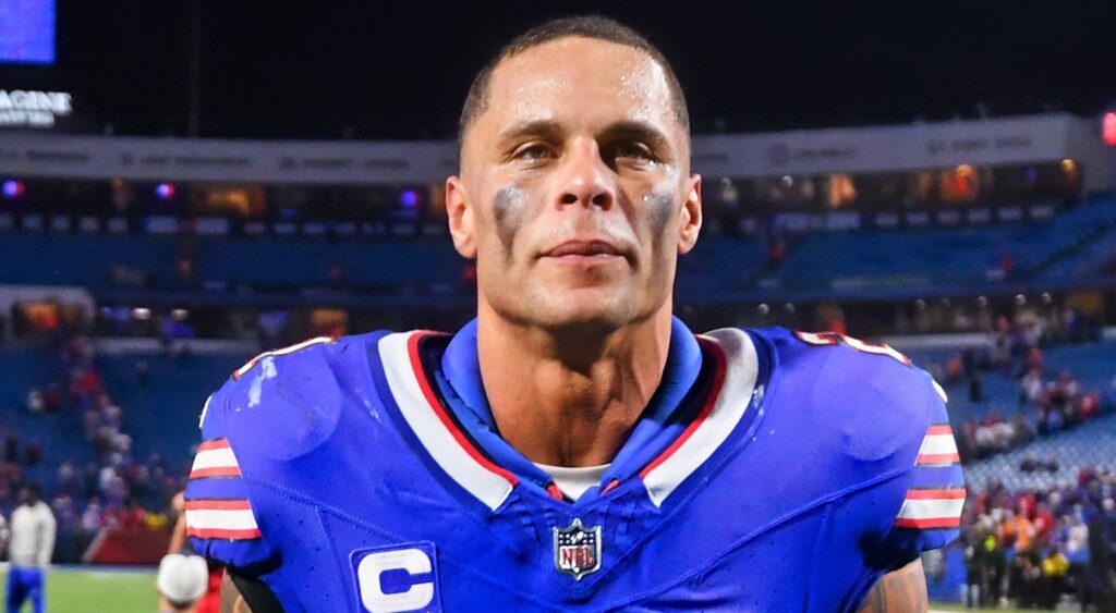 Jordan Poyer in uniform for the Bills