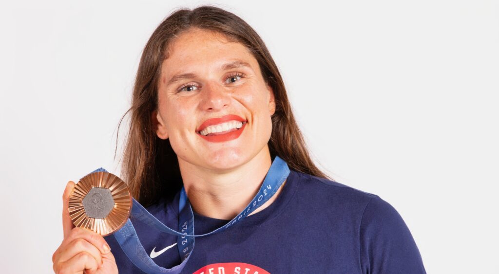 Ilona Maher poses with her medal.