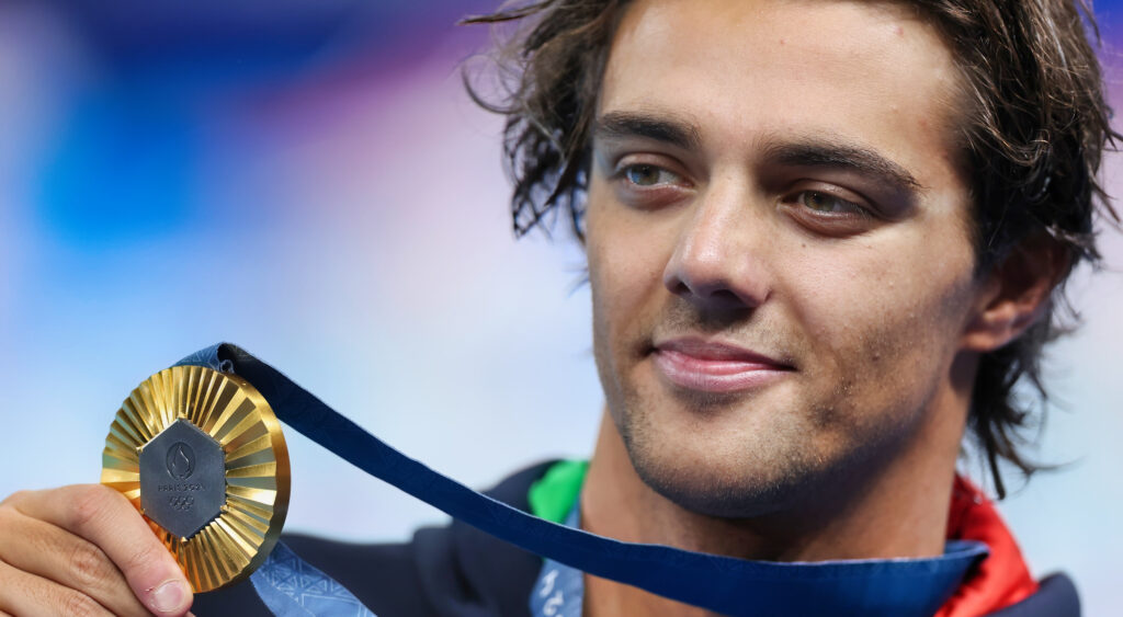 Italian Gold Medal Winner Thomas Ceccon Caught Sleeping Under Park Bench After Complaining About Conditions Of The Olympic Village