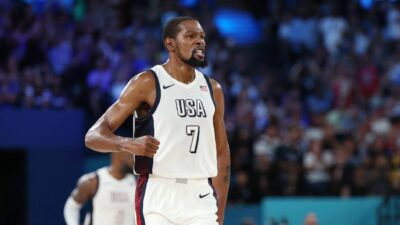 Kevin Durant Gives Classy Response on Patriotism