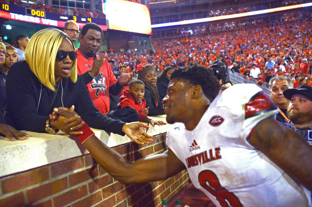 Lamar Jackson with his Mother