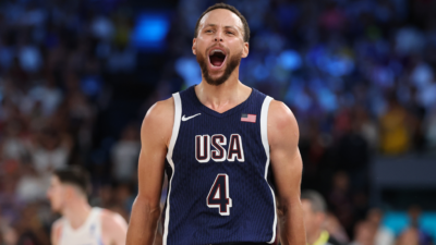 Stephen Curry stirred controversy by changing his bio