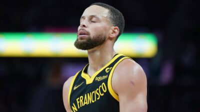 What Eye Disorder Does Stephen Curry Have?