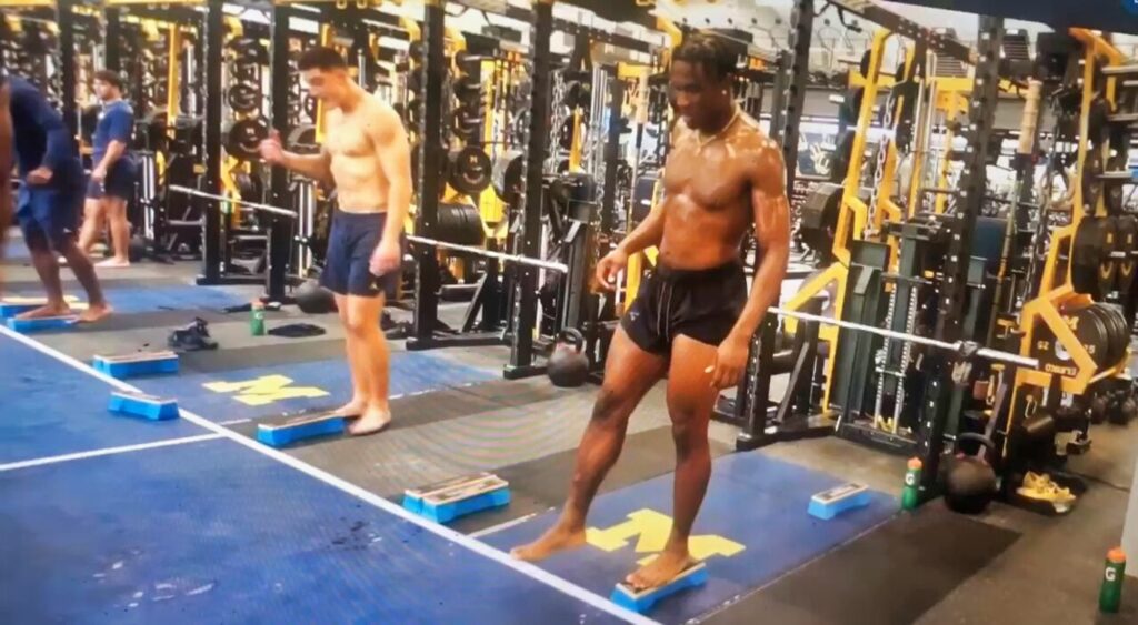 Alex Orji of Michigan Wolverines working out.